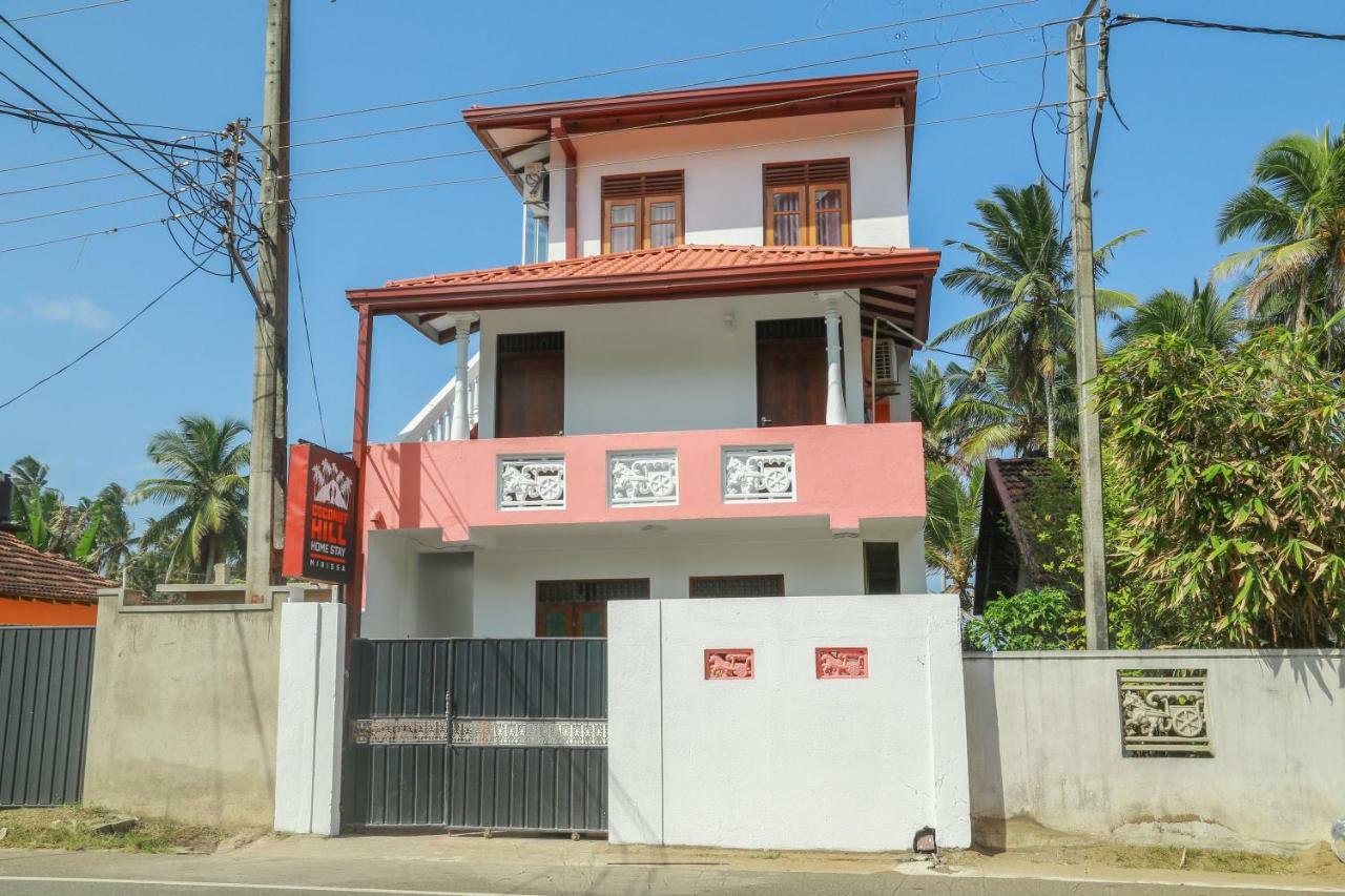 Coconut Hill Homestay Mirissa Esterno foto